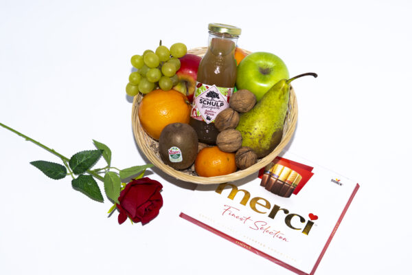 Fruitmand Middel met Merci Chocolade